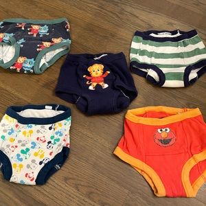 5 pairs of training underwear. 3T